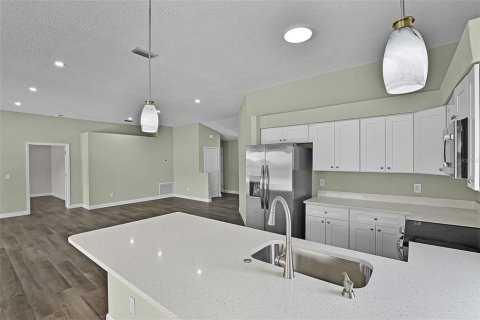 House in Orlando, Florida 3 bedrooms, 155.89 sq.m. № 1843967 - photo 18