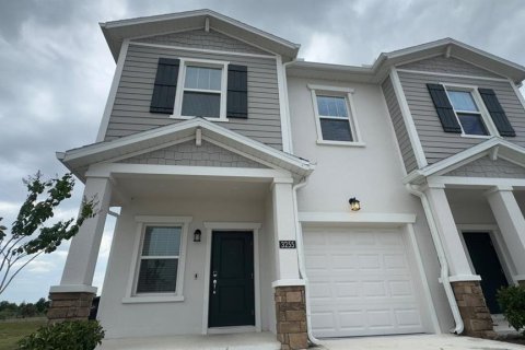 Townhouse in Davenport, Florida 3 bedrooms, 175.4 sq.m. № 2291856