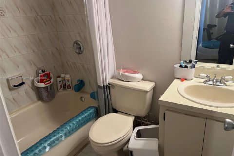 Condominio en venta en Miami, Florida, 2 dormitorios, 102.19 m2 № 2034550 - foto 9