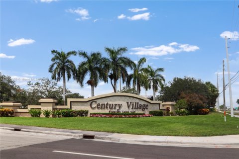 Copropriété à vendre à Pembroke Pines, Floride: 2 chambres, 126.72 m2 № 1871780 - photo 3