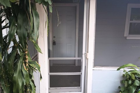 House in Bartow, Florida 1 bedroom, 60.39 sq.m. № 2403672 - photo 2