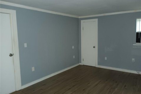 House in Bartow, Florida 1 bedroom, 60.39 sq.m. № 2403672 - photo 9