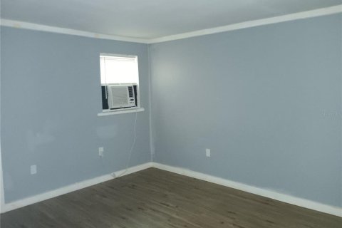 House in Bartow, Florida 1 bedroom, 60.39 sq.m. № 2403672 - photo 8