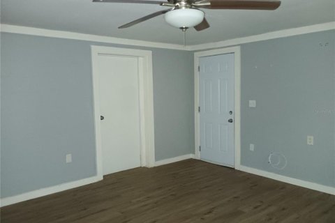 House in Bartow, Florida 1 bedroom, 60.39 sq.m. № 2403672 - photo 5