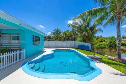 Villa ou maison à vendre à Sunrise, Floride: 3 chambres, 126.72 m2 № 1937995 - photo 24