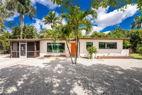 Villa ou maison à vendre à Punta Gorda, Floride: 2 chambres, 96.99 m2 № 2216470 - photo 4
