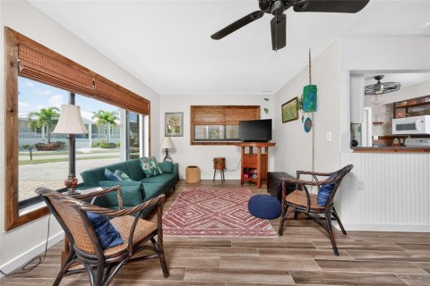 Villa ou maison à vendre à Punta Gorda, Floride: 2 chambres, 96.99 m2 № 2216470 - photo 9