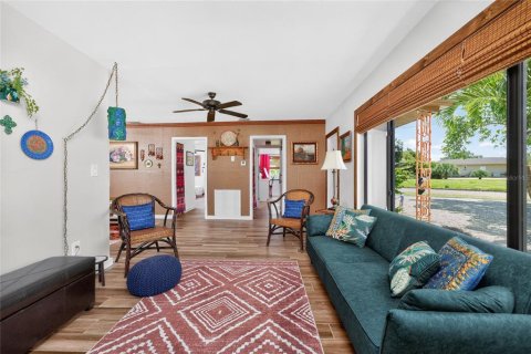 Villa ou maison à vendre à Punta Gorda, Floride: 2 chambres, 96.99 m2 № 2216470 - photo 10