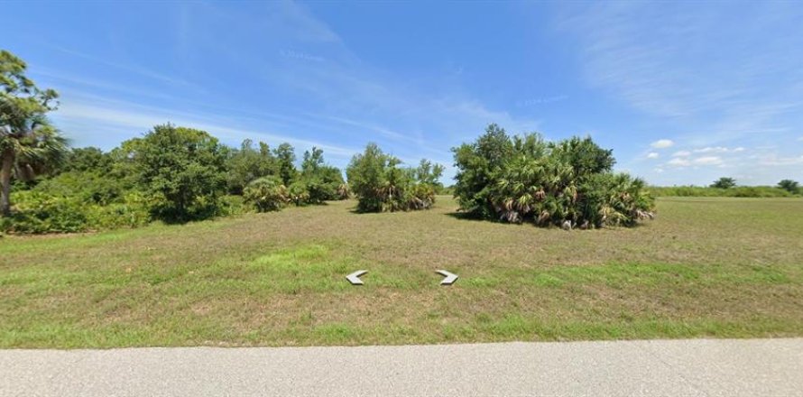 Terreno en Rotonda, Florida № 1617854