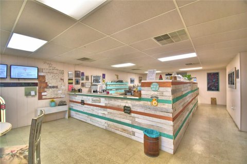 Commercial property in Frostproof, Florida 495.73 sq.m. № 2201432 - photo 25