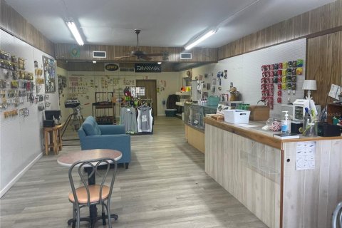 Commercial property in Frostproof, Florida 495.73 sq.m. № 2201432 - photo 15