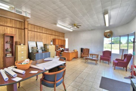 Commercial property in Frostproof, Florida 495.73 sq.m. № 2201432 - photo 3