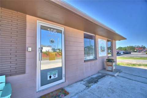 Commercial property in Frostproof, Florida 495.73 sq.m. № 2201432 - photo 14