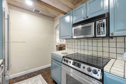 Condominio en alquiler en Palm Beach, Florida, 1 dormitorio, 85.38 m2 № 1995839 - foto 6