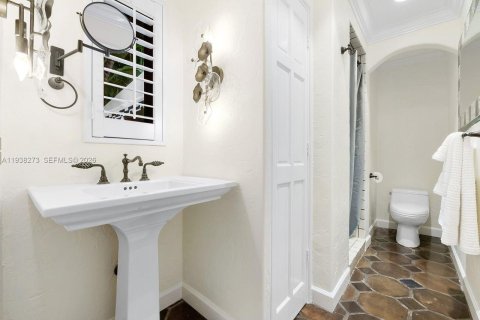 Condominio en alquiler en Palm Beach, Florida, 1 dormitorio, 85.38 m2 № 1995839 - foto 11