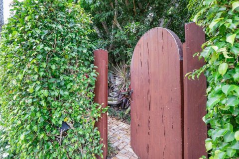 Condominio en alquiler en Palm Beach, Florida, 1 dormitorio, 85.38 m2 № 1995839 - foto 21