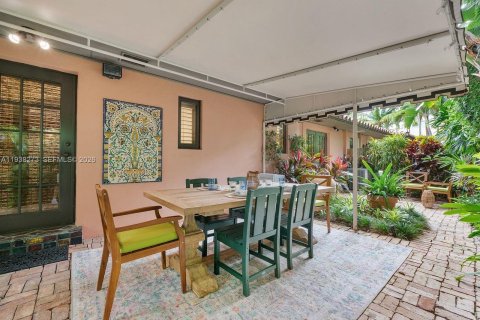 Condominio en alquiler en Palm Beach, Florida, 1 dormitorio, 85.38 m2 № 1995839 - foto 13