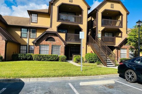 Condo in Altamonte Springs, Florida, 2 bedrooms  № 1525286 - photo 2