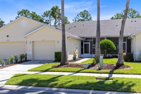 Villa ou maison à vendre à Kissimmee, Floride: 2 chambres, 129.78 m2 № 2236046 - photo 24