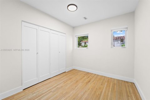 Casa en venta en Coral Gables, Florida, 2 dormitorios, 98.94 m2 № 2179745 - foto 16