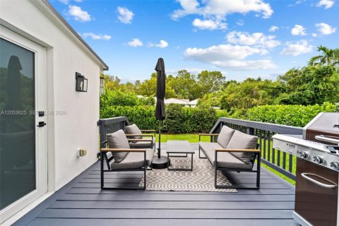 Casa en venta en Coral Gables, Florida, 2 dormitorios, 98.94 m2 № 2179745 - foto 20
