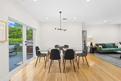 Casa en venta en Coral Gables, Florida, 2 dormitorios, 98.94 m2 № 2179745 - foto 7
