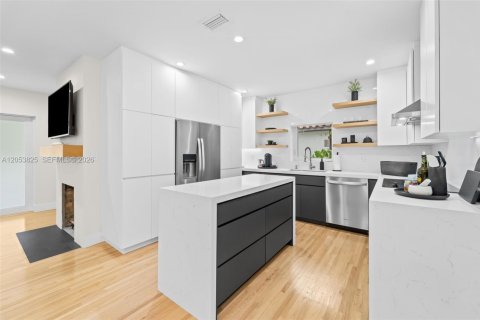 Casa en venta en Coral Gables, Florida, 2 dormitorios, 98.94 m2 № 2179745 - foto 9