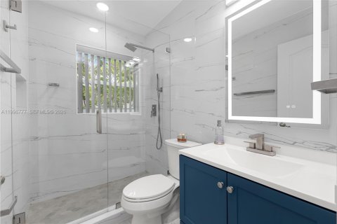 House in Pembroke Pines, Florida 3 bedrooms, 153.47 sq.m. № 2068926 - photo 27