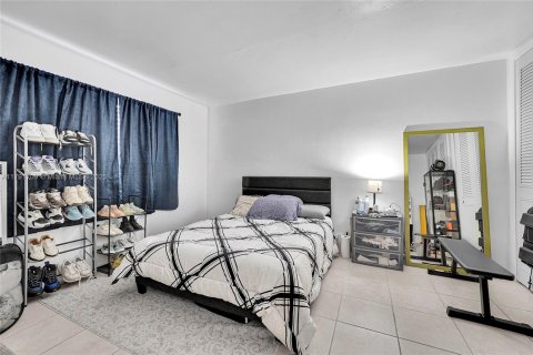 Copropriété à vendre à North Miami Beach, Floride: 1 chambre, 63.17 m2 № 1971201 - photo 18