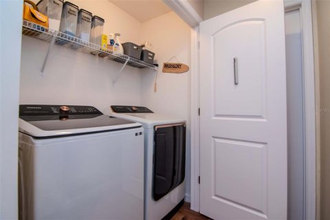 Duplex in Lakeland, Florida 3 bedrooms, 125.98 sq.m. № 1885096 - photo 29