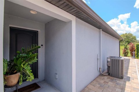 Dúplex en venta en Lakeland, Florida, 3 dormitorios, 125.98 m2 № 1885096 - foto 6