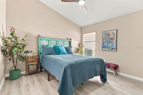 Villa ou maison à vendre à Deltona, Floride: 3 chambres, 171.03 m2 № 2389211 - photo 24