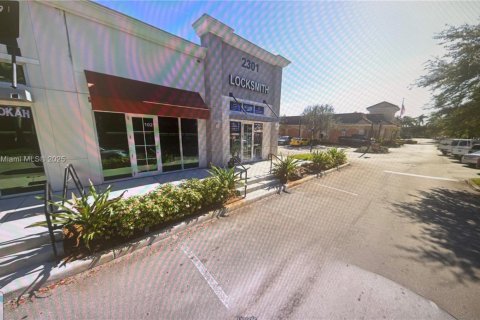 Immobilier commercial à vendre à Miramar, Floride № 2036648 - photo 3