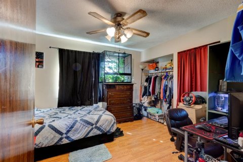 Villa ou maison à vendre à Ormond Beach, Floride: 4 chambres, 282.42 m2 № 1720863 - photo 23