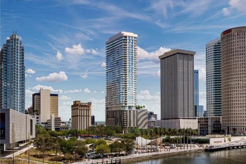 Condo in Tampa, Florida, 1 bedroom  № 1838403 - photo 18