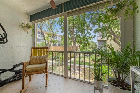Condominio en venta en Deerfield Beach, Florida, 2 dormitorios, 86.77 m2 № 1745894 - foto 16