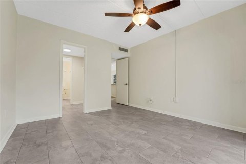Copropriété à vendre à Winter Haven, Floride: 2 chambres, 107.02 m2 № 1780891 - photo 17
