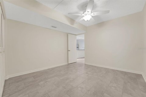Copropriété à vendre à Winter Haven, Floride: 2 chambres, 107.02 m2 № 1780891 - photo 16