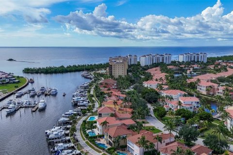 Villa ou maison à vendre à Punta Gorda, Floride: 4 chambres, 220.27 m2 № 1909541 - photo 28