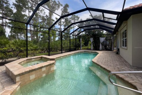 Villa ou maison à vendre à Punta Gorda, Floride: 4 chambres, 220.27 m2 № 1909541 - photo 18