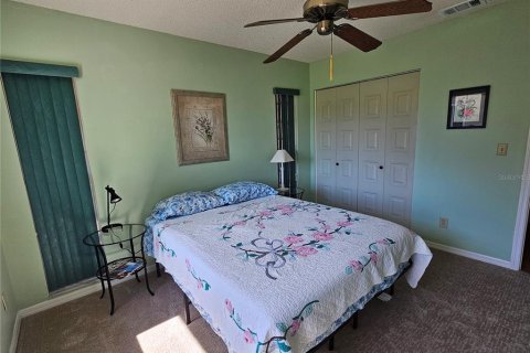 Condo in Sun City Center, Florida, 2 bedrooms  № 1724436 - photo 21