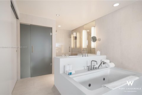 Condominio en venta en Fort Lauderdale, Florida, 2 dormitorios, 116.59 m2 № 1984857 - foto 9