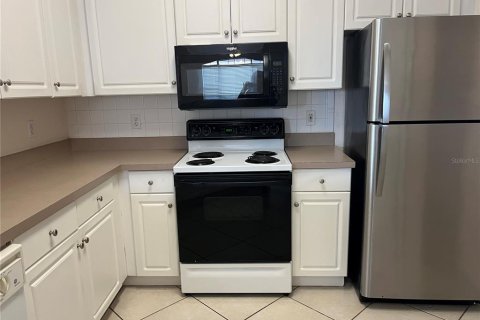 Condo in Tampa, Florida, 2 bedrooms  № 1773786 - photo 6