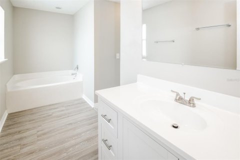 Casa en alquiler en Land O' Lakes, Florida, 4 dormitorios, 206.43 m2 № 1813381 - foto 8