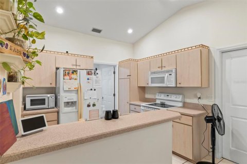 Купить виллу или дом в Палм-Кост, Флорида 6 комнат, 154.22м2, № 1906696 - фото 12
