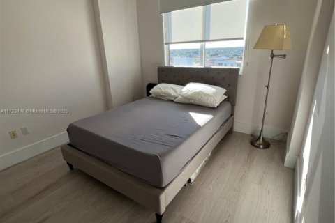 Condo in Aventura, Florida, 2 bedrooms  № 1935947 - photo 14