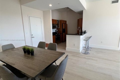 Condo in Aventura, Florida, 2 bedrooms  № 1935947 - photo 9