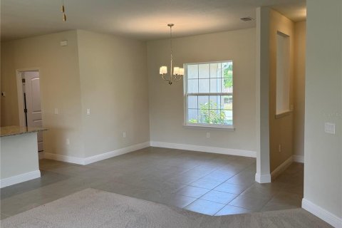 House in North Port, Florida 4 bedrooms, 172.71 sq.m. № 2200080 - photo 4