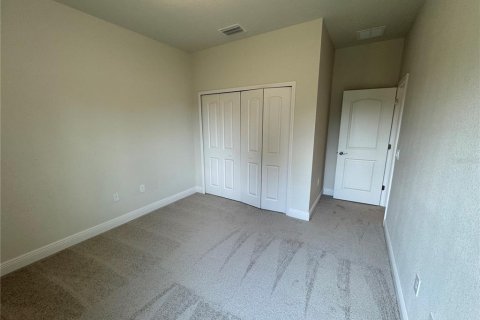 House in North Port, Florida 4 bedrooms, 172.71 sq.m. № 2200080 - photo 14