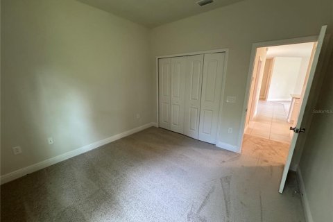 House in North Port, Florida 4 bedrooms, 172.71 sq.m. № 2200080 - photo 12
